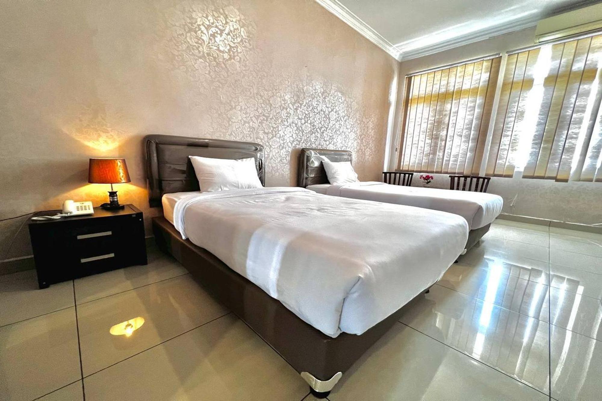 Ohulu Guesthouse Medan Esterno foto